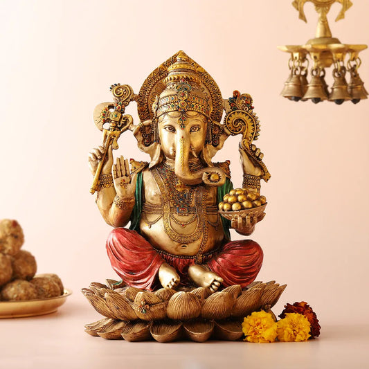 Divine Lord Ganesha Idol